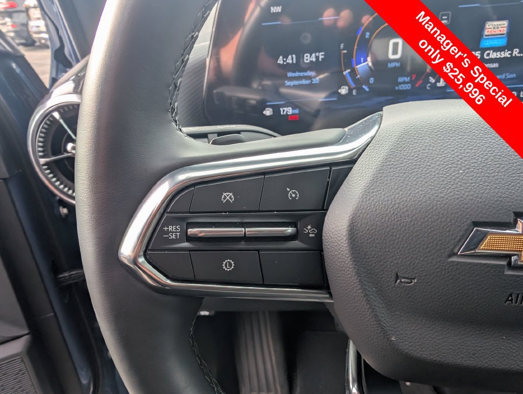 Used 2026 Chevrolet Equinox LT w/ Safety and Technology Package FWD image 16