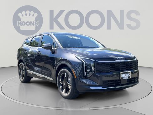 New 2027 Kia Sportage LX w/ LX Convenience Package FWD image 10