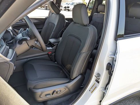 New 2026 Jeep Grand Cherokee L 2WD image 35