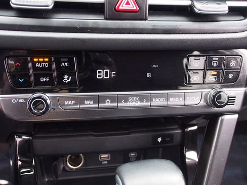 Used 2025 Kia Seltos SX w/ SX Sunroof Package image 27