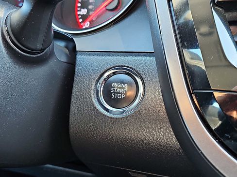 Used 2022 Toyota Camry XSE image 24