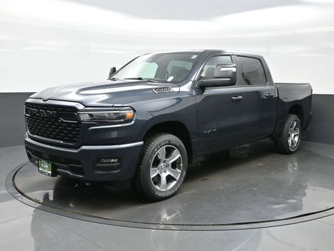New 2026 RAM 1500 Express image 2