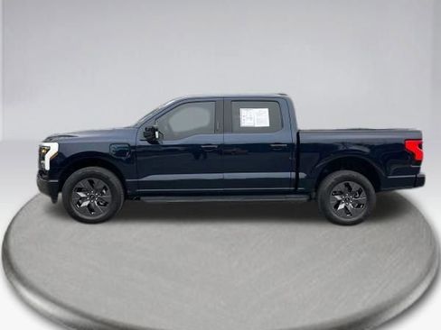 Used 2024 Ford F150 Lightning Lariat image 8