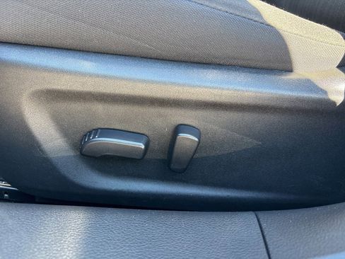 Used 2024 Nissan Altima 2.5 SV image 9