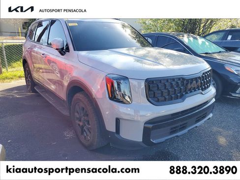 Used 2025 Kia Telluride AWD image 1