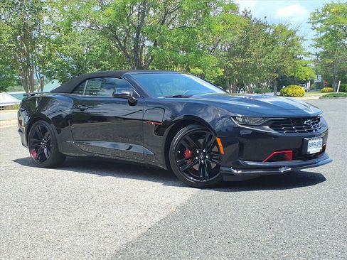 Used 2023 Chevrolet Camaro LT w/ Redline Edition RWD image 2