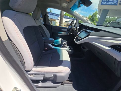 Used 2020 Chevrolet Bolt LT FWD image 11