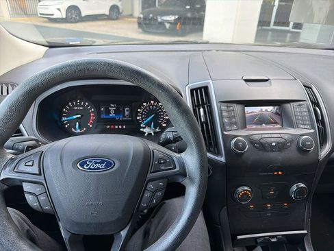 Used 2019 Ford Edge SE AWD/4WD image 5