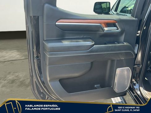 Used 2023 GMC Sierra 1500 Denali AWD/4WD image 23