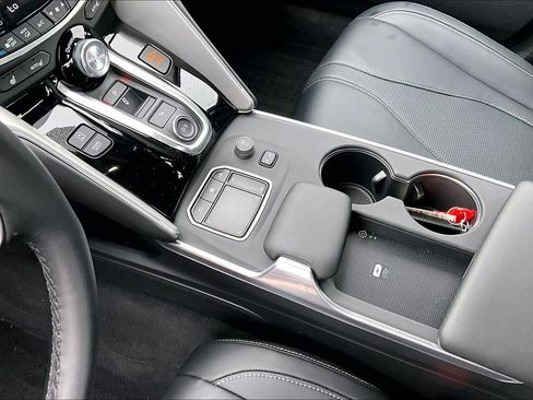 Used 2025 Acura TLX Technology Package image 18