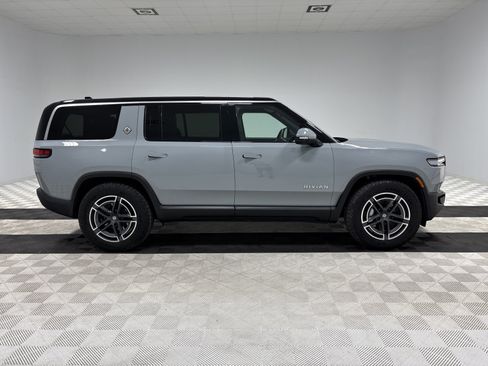 Used 2025 Rivian R1S Adventure AWD/4WD image 6