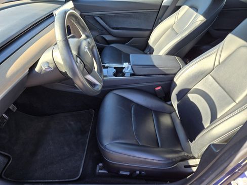Used 2018 Tesla Model 3 Long Range image 10