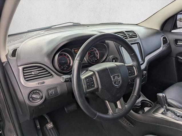 Used 2017 Dodge Journey Crossroad w/ Popular Equipment Group FWD image 12