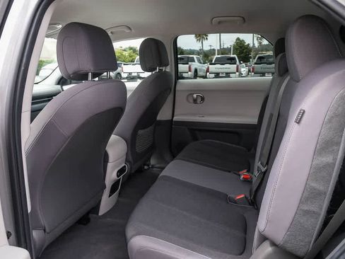Used 2024 Hyundai Ioniq 5 SE RWD image 19