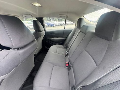 Used 2022 Toyota Corolla LE FWD image 21