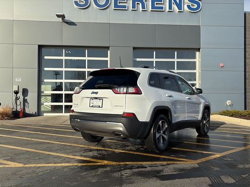 Used 2019 Jeep Cherokee Limited image 6
