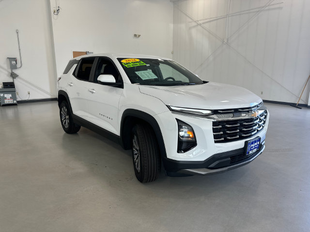 Certified 2026 Chevrolet Equinox LT AWD/4WD image 3