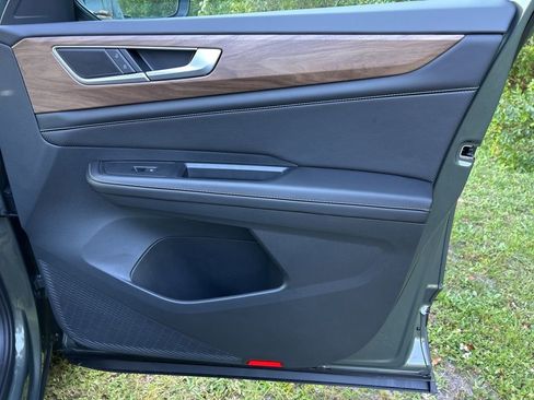 New 2026 Volkswagen Atlas SE image 37