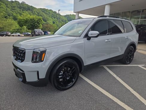 Used 2025 Kia Telluride SX Prestige X-Line AWD/4WD image 9