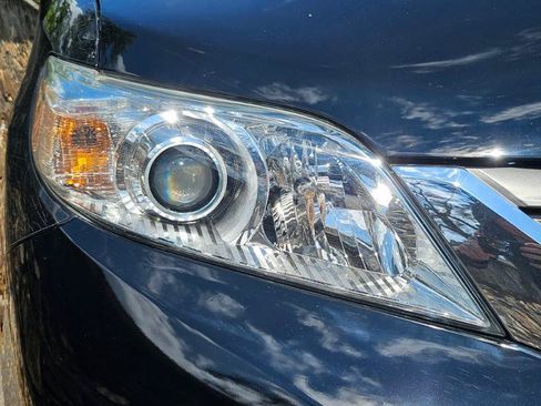 Used 2014 Toyota Sienna XLE FWD image 24