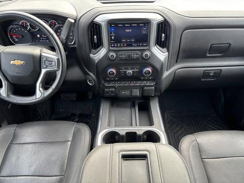 Used 2022 Chevrolet Silverado 1500 LTZ image 17
