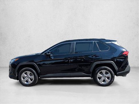 Used 2022 Toyota RAV4 XLE w/ Convenience Package AWD/4WD image 9