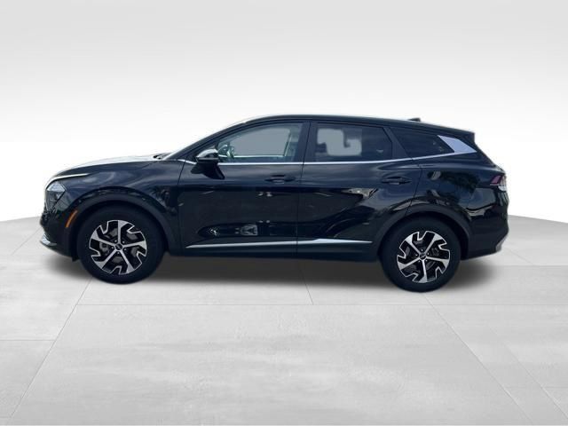 Certified 2023 Kia Sportage EX FWD image 5