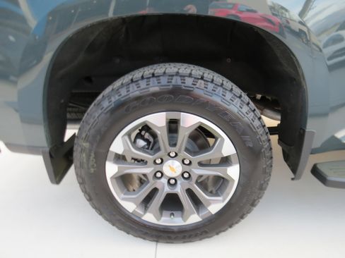 New 2026 Chevrolet Silverado 1500 High Country w/ Technology Package AWD/4WD image 12