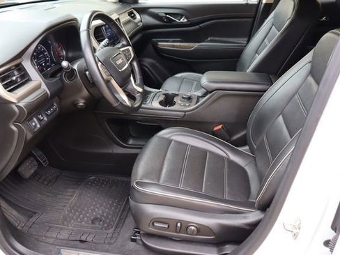 Used 2023 GMC Acadia Denali FWD image 16