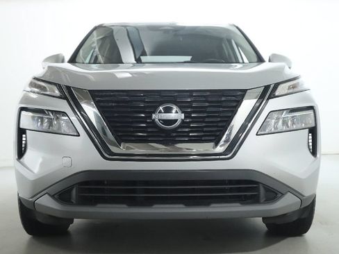 Used 2023 Nissan Rogue SV AWD/4WD image 6