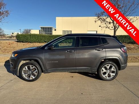 Used 2018 Jeep Compass Limited image 6