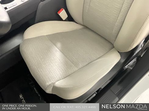 Used 2022 Nissan Rogue SV FWD image 24