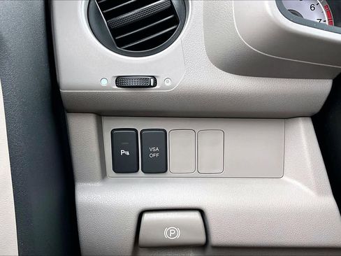 Used 2011 Honda Pilot Touring image 33