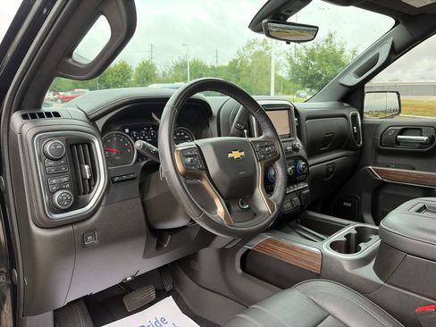 Used 2021 Chevrolet Silverado 1500 High Country w/ Technology Package AWD/4WD image 61