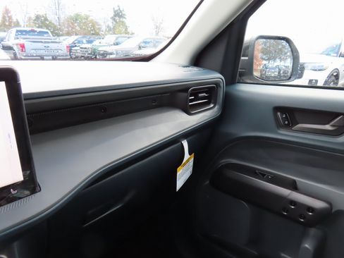 New 2026 Ford Maverick XLT w/ Equipment Group 301A image 11