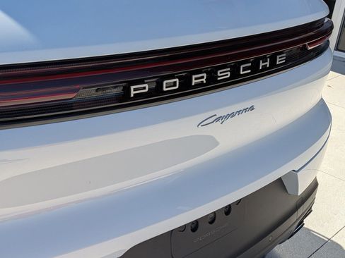 New 2026 Porsche Cayenne AWD/4WD image 13