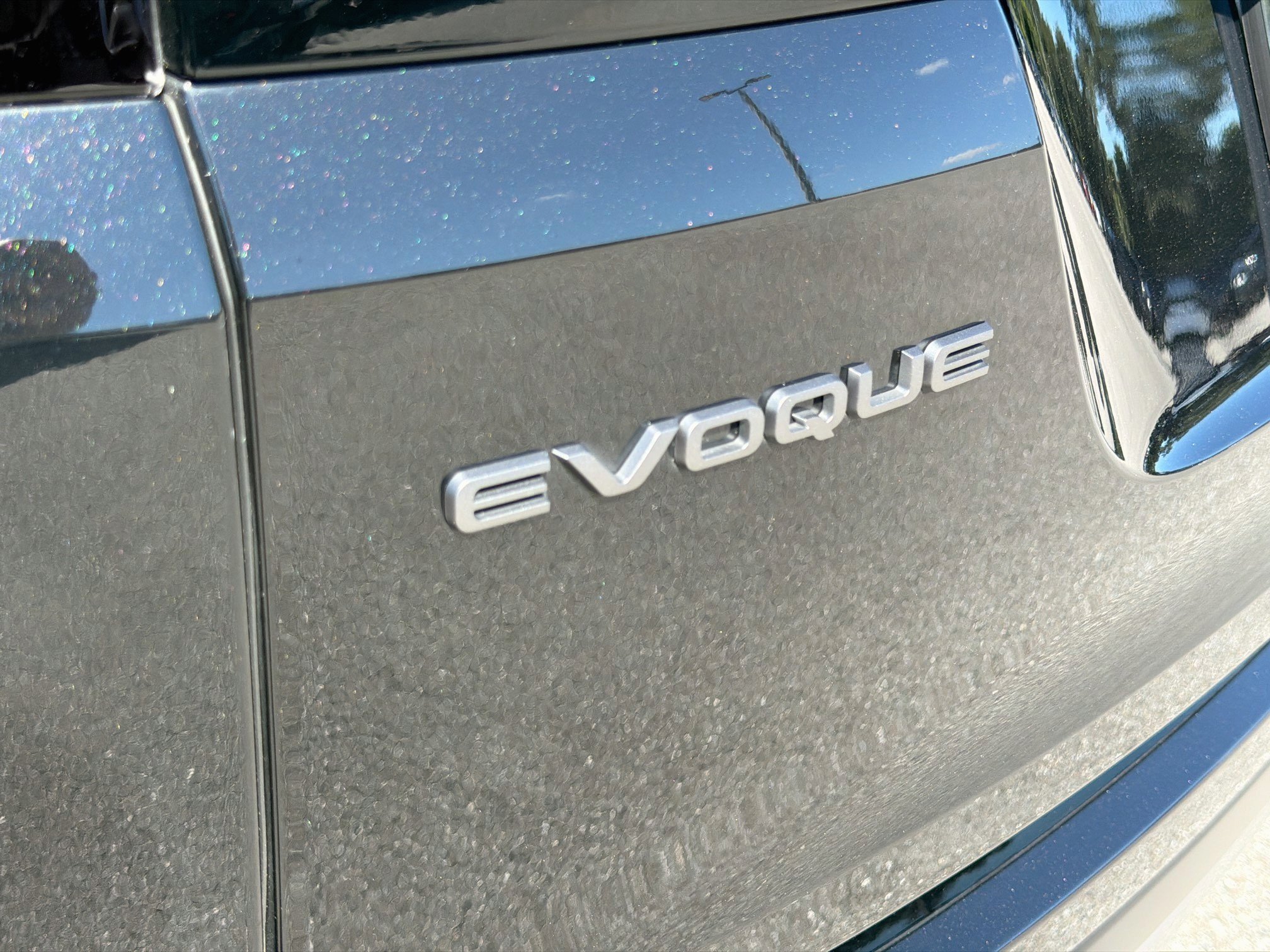 Used 2026 Land Rover Range Rover Evoque S AWD/4WD image 11