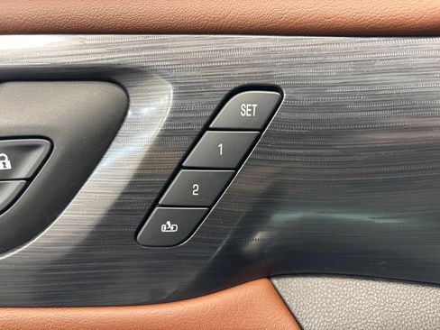 Used 2018 Chevrolet Traverse High Country AWD/4WD image 11