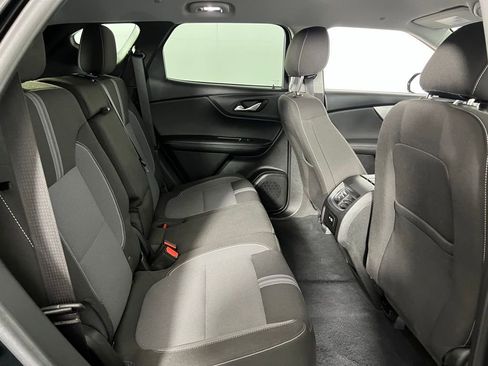 Used 2025 Chevrolet Blazer LT image 29
