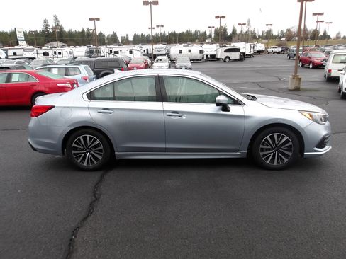 Used 2019 Subaru Legacy 2.5i Premium image 6