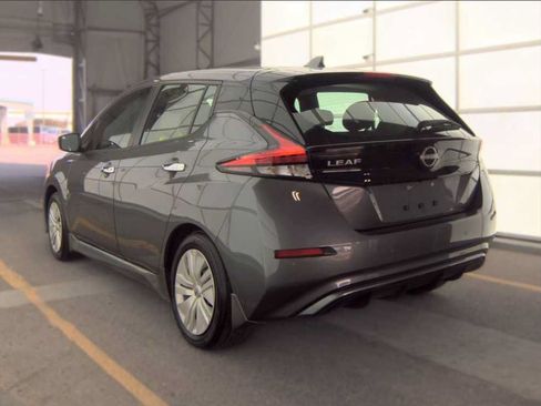 Used 2025 Nissan Leaf S FWD image 4
