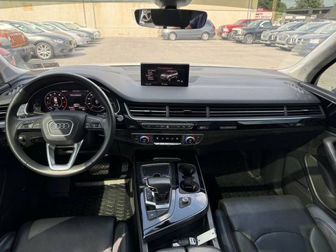 Used 2018 Audi Q7 3.0T Prestige w/ Prestige Package AWD/4WD image 10