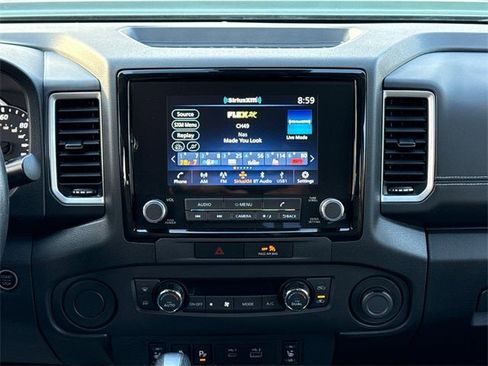 Used 2023 Nissan Frontier SV w/ SV Convenience Package image 16