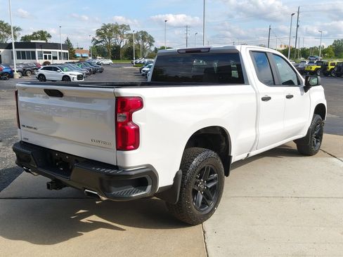 Used 2019 Chevrolet Silverado 1500 Custom Trail Boss w/ Custom Convenience Package AWD/4WD image 5
