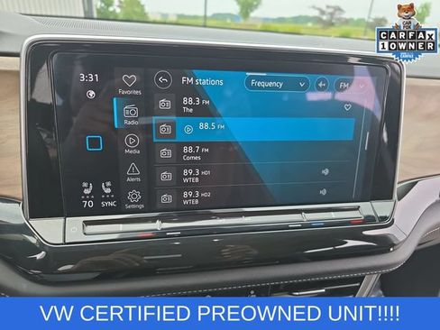 Used 2025 Volkswagen Atlas SE AWD/4WD image 13