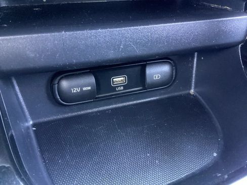 Used 2023 Kia Seltos S AWD/4WD image 23