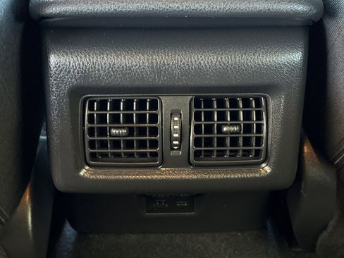 Used 2025 Toyota Camry LE FWD image 20