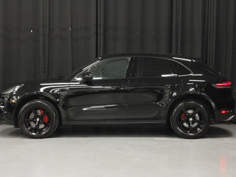 Certified 2021 Porsche Macan AWD/4WD image 2