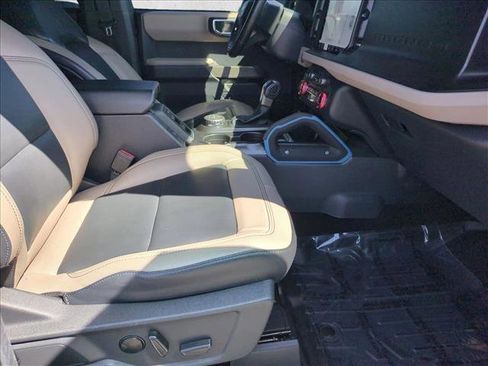 Used 2022 Ford Bronco Wildtrak image 20