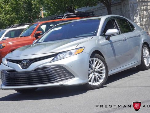 Used 2018 Toyota Camry XLE w/ Audio Package FWD image 16